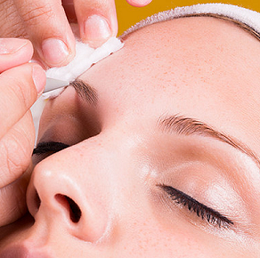 Permanent Makeup Artist or Microblading services for the eyebrows by licensed esthetician.